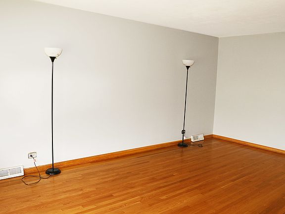 5th image of 2447 Nona Ave