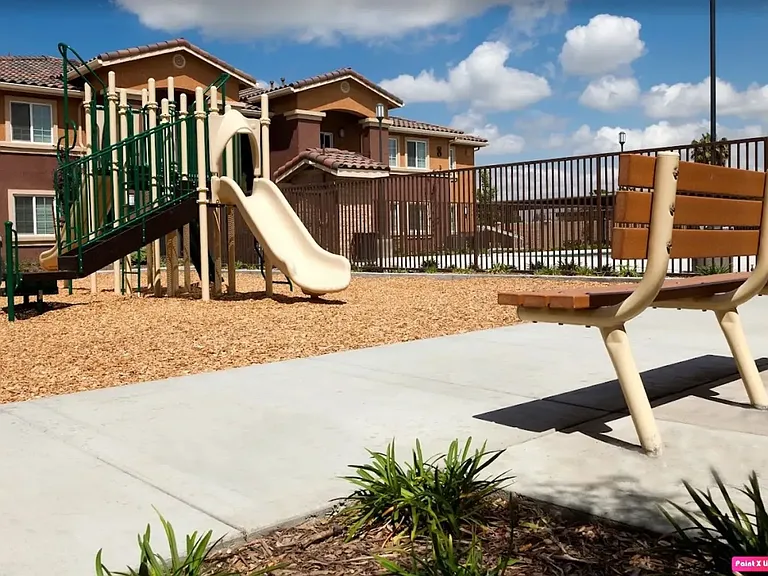 Sierra Vista Apartment Homes — Photo 6