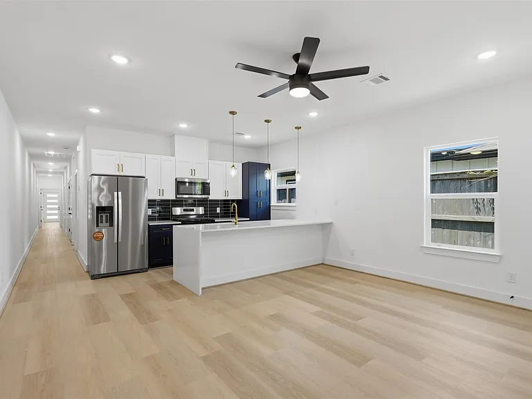 5921 Mountwood St #B — Photo 6