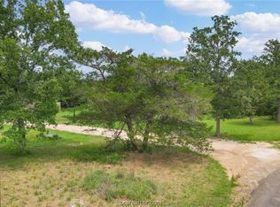 209 Houston Ave, Somerville, TX 77879