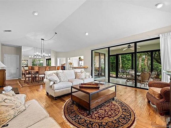 3rd image of 3378 SE Cambridge Dr