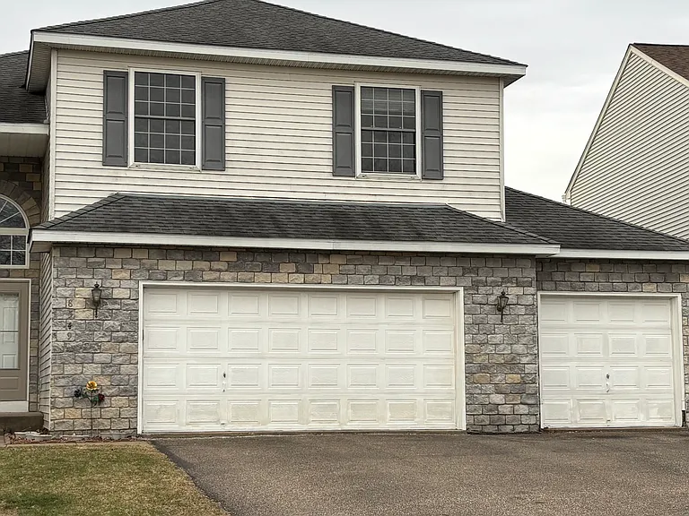 8549 Savanna Oaks Ln — Photo 1