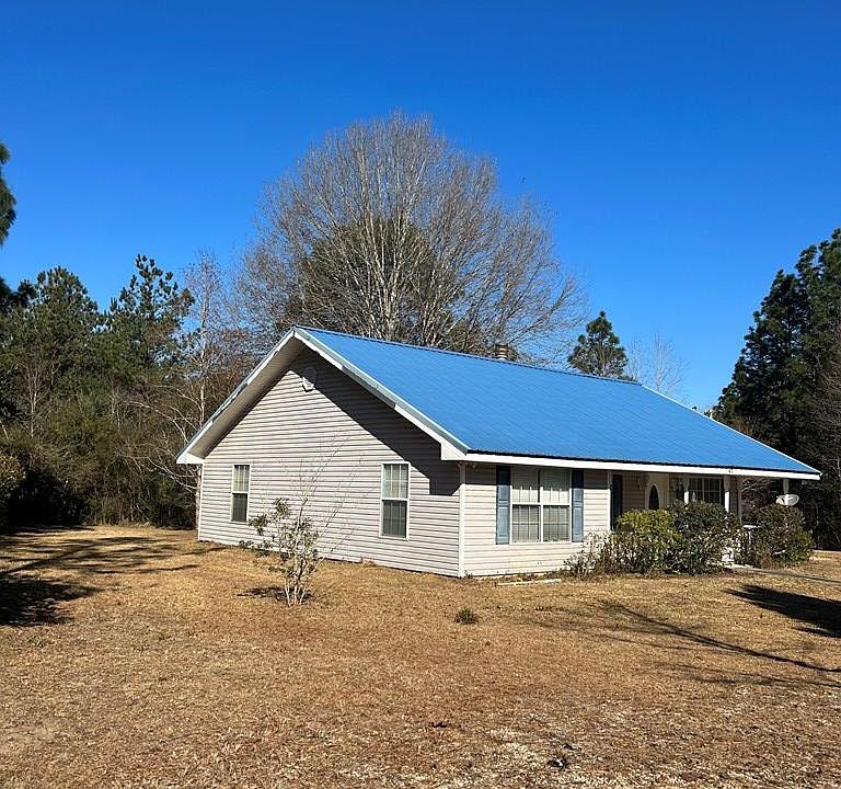 2nd image of 62 Houston Rd