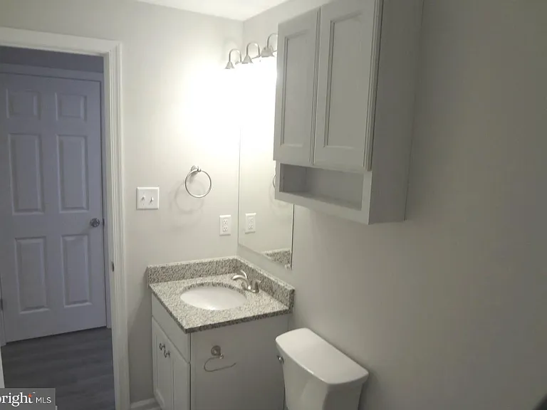 309 Bentley Ct — Photo 13