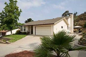 1st image of 470 Gail Dr