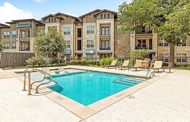 Hickory Creek Ranch Apartments — Photo 55