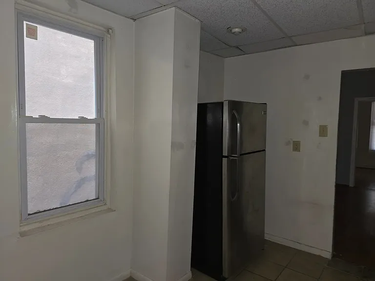 4210 Powelton Ave #1 — Photo 2
