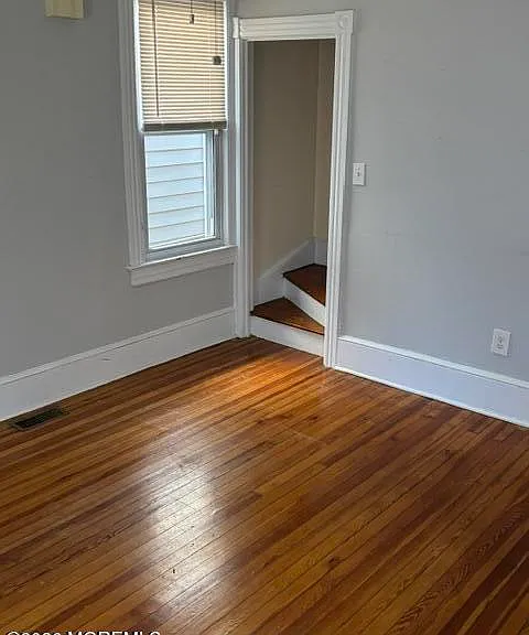111 Embury Ave #REAR — Photo 5
