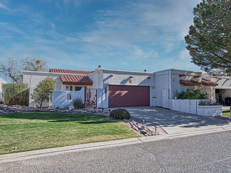1st image of 230 Casas Bellas Ln