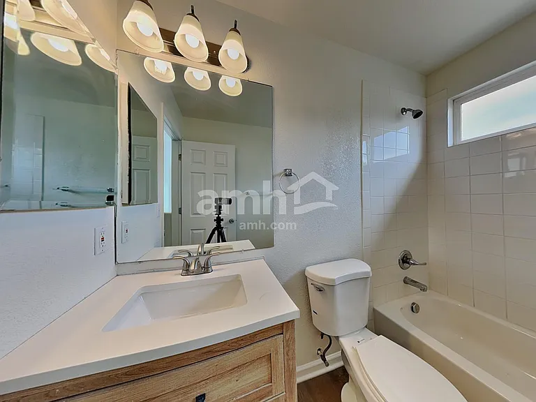 8433 Golden Eye Dr — Photo 18