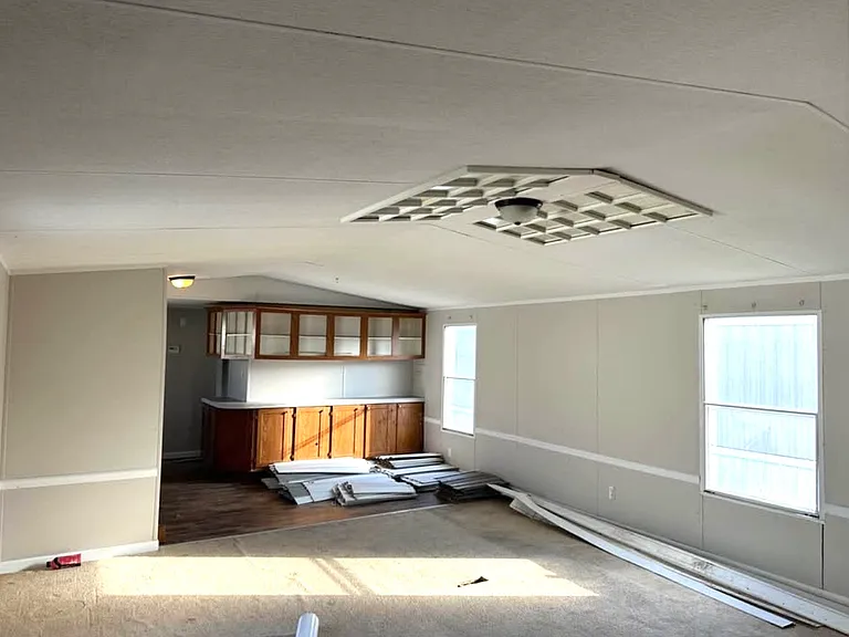 446 Loose Creek Hwy #25 — Photo 3
