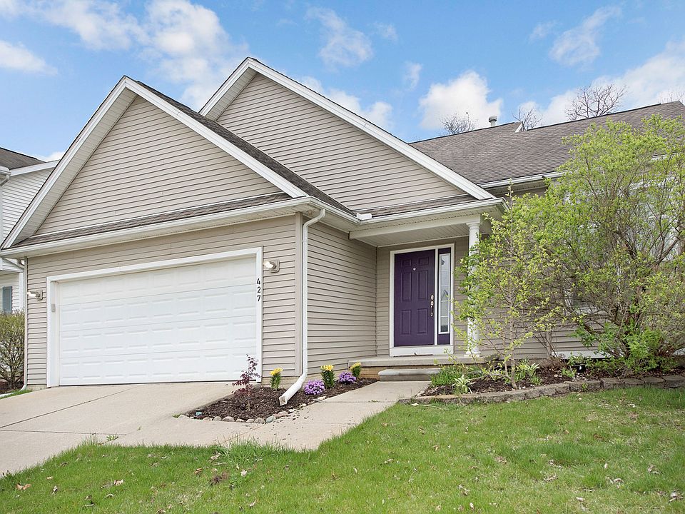 1st image of 427 Cambridge Dr