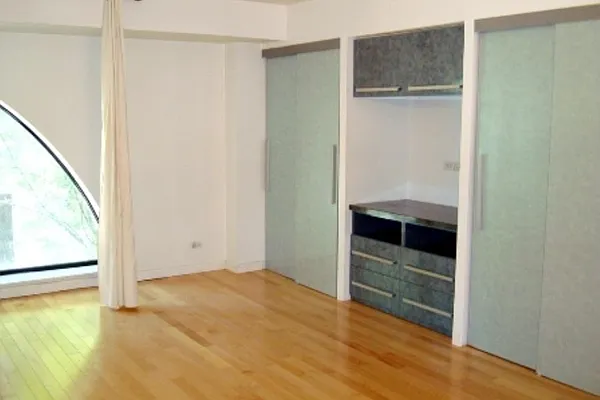 Rented by Corcoran | media 27