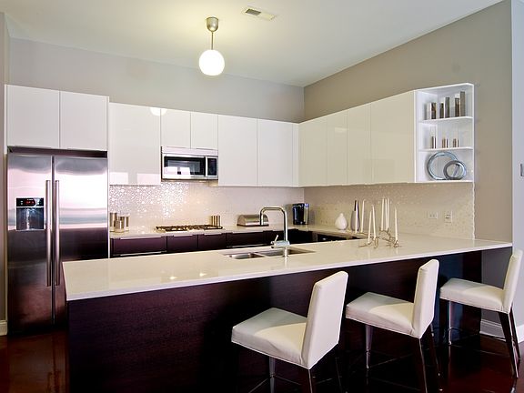 2nd image of 2410 W Bloomingdale Ave APT 2D