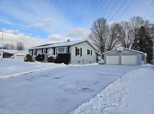 1332 East AVENUE NORTH North, Onalaska, WI 54650