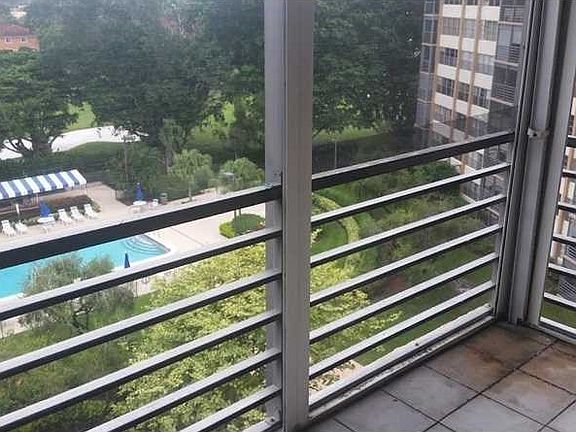 2nd image of 1300 Saint Charles Pl APT 720