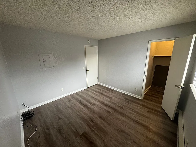 3259 Marshall Way #15 — Photo 9