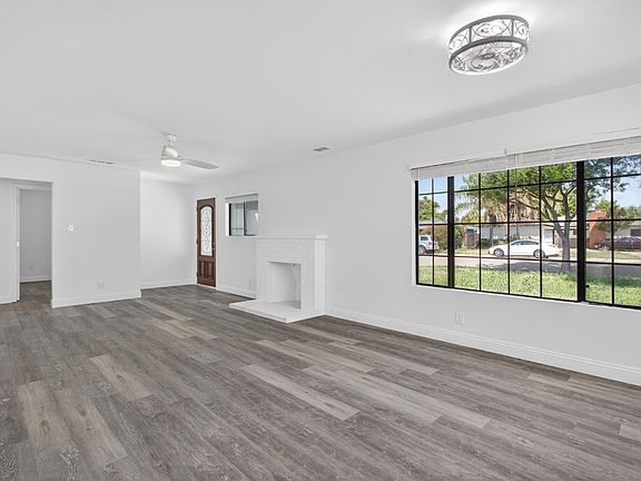 3rd image of 222 Pereira Ave