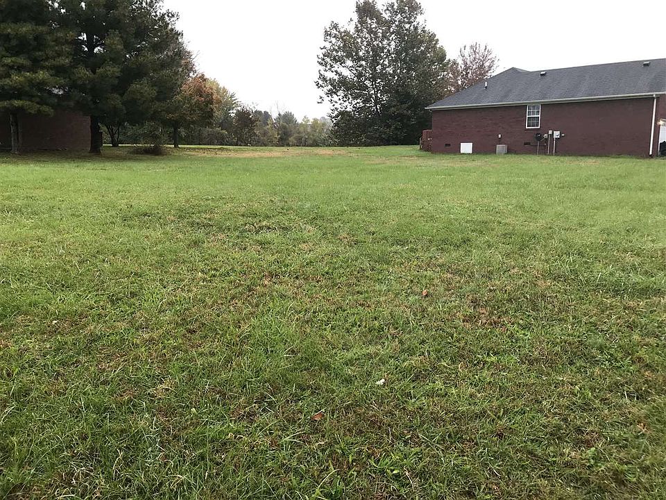 1st image of 101 Fairway Hl