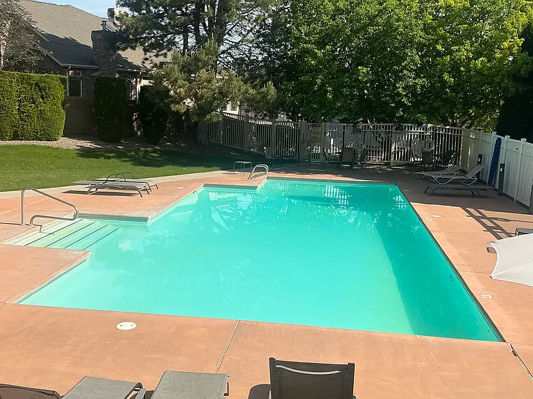 811 Canyon Park Ave — Photo 23