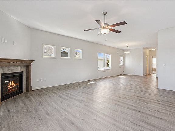 4th image of 1477 Indigo Dr SE