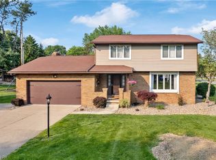 3054 Chaucer Dr NE, Canton, OH