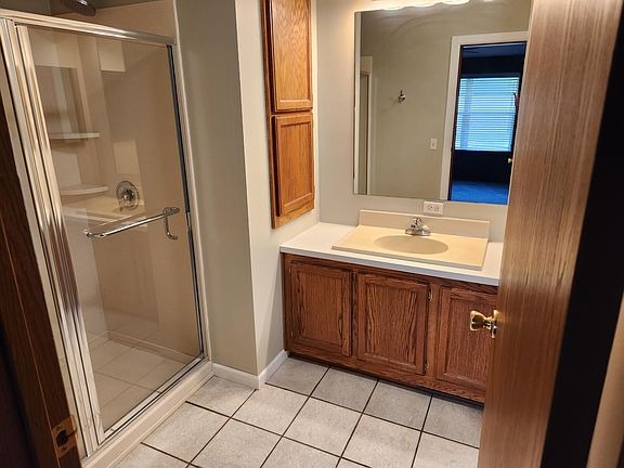 3rd image of 4261 Pepperwood Trl S