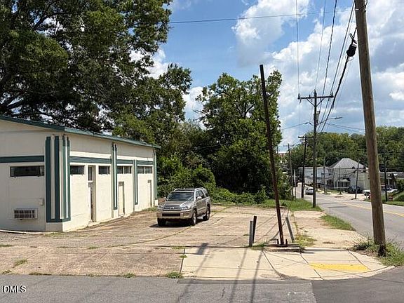 5th image of 1900 Angier Ave #19
