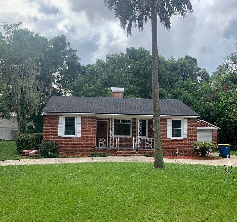 1st image of 5851 CLIFTON Avenue