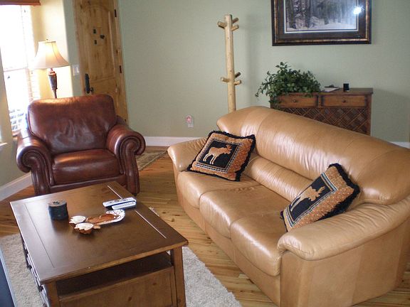 5th image of 936 Cameron Ct