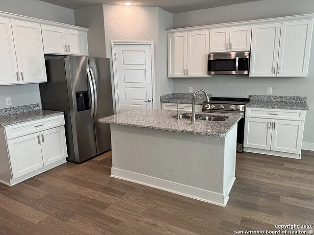7110 Magnolia Vlg #101 — Photo 2
