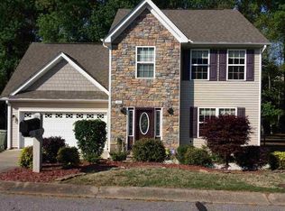 320 Annabel Dr, Boiling Springs, SC 29316