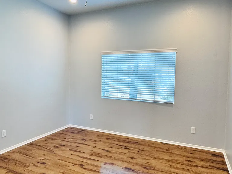 23522 Cheyenne Canyon Dr — Photo 9