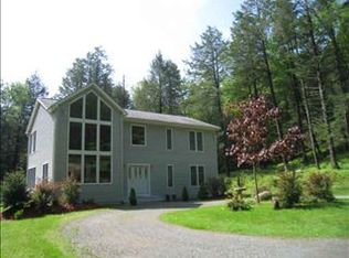 99 Carpenter Rd, Neversink, NY 12765