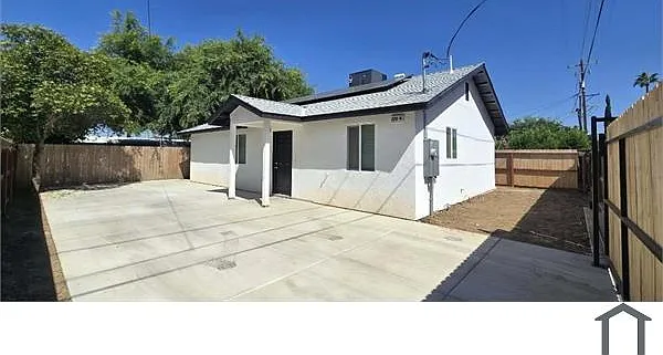 220 K St #B — Photo 2