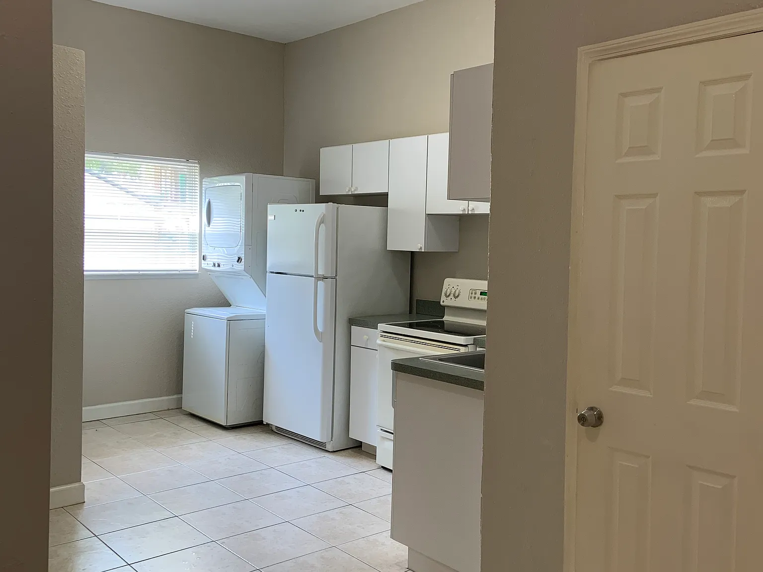1 bed, 440 sqft, $1,475 — Photo 3