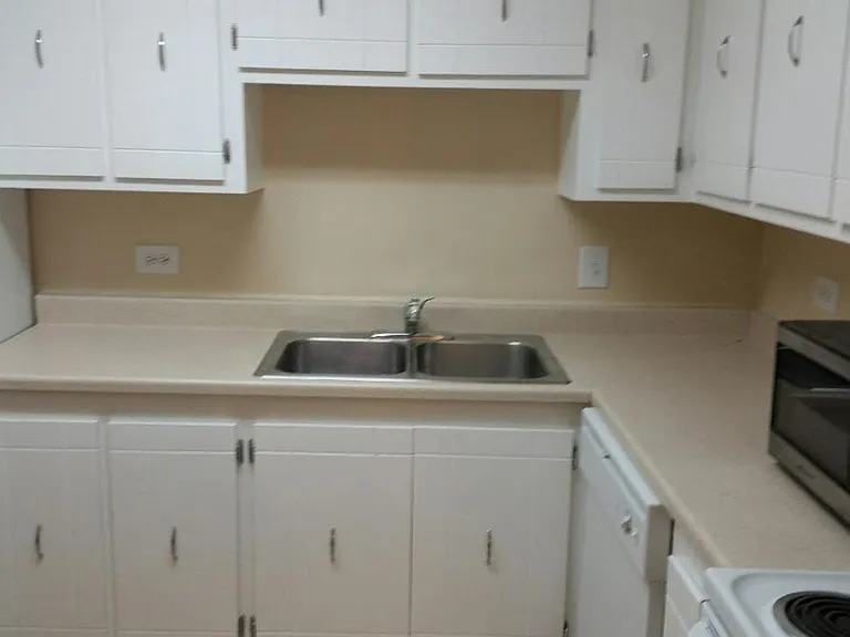 700 Perrie Dr #115 — Photo 3
