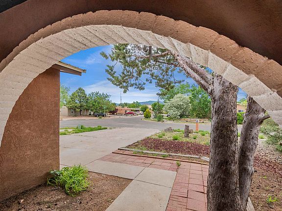 2nd image of 2718 Camino Lazo