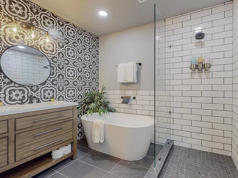 6830 Louisiana Blvd NE — Photo 41