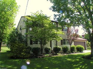 945 E Smith Rd, Medina, OH 44256