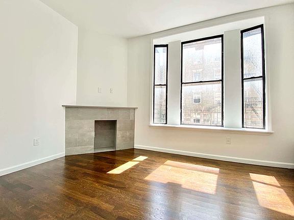 3rd image of 3920 Broadway APT 25