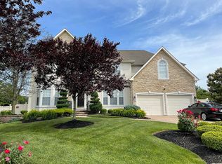 717 Galleria Dr, Williamstown, NJ 08094