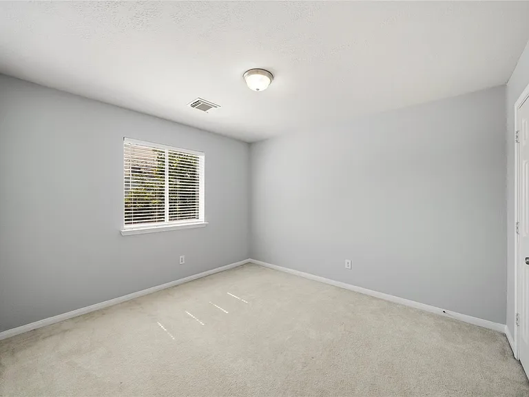 7027 Waveland Dr — Photo 22