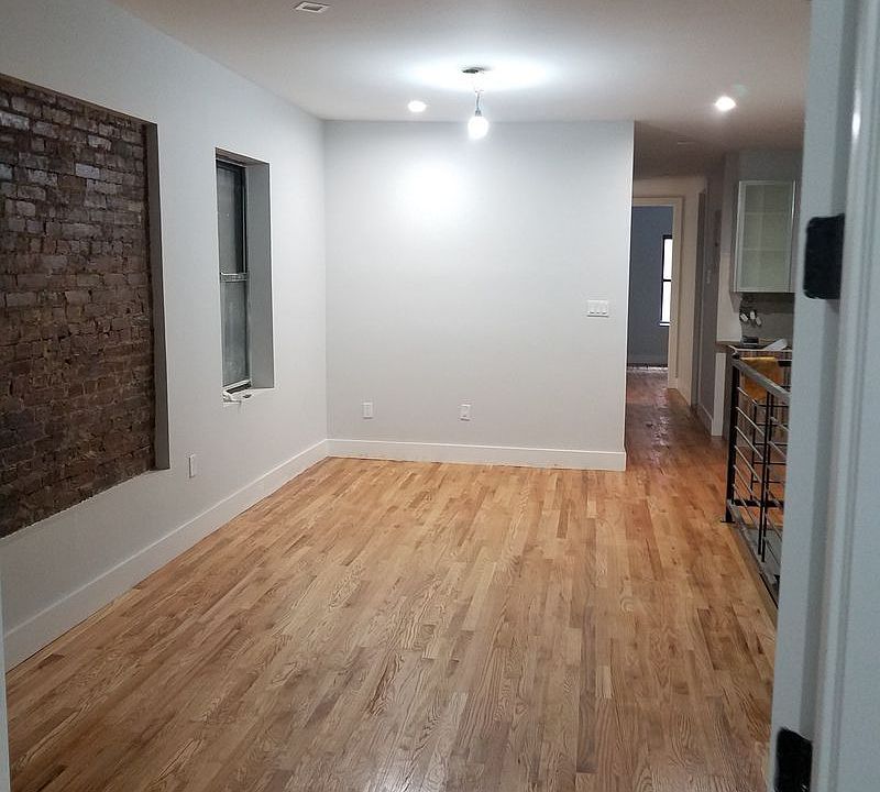 1st image of 376 Lewis Ave APT 1