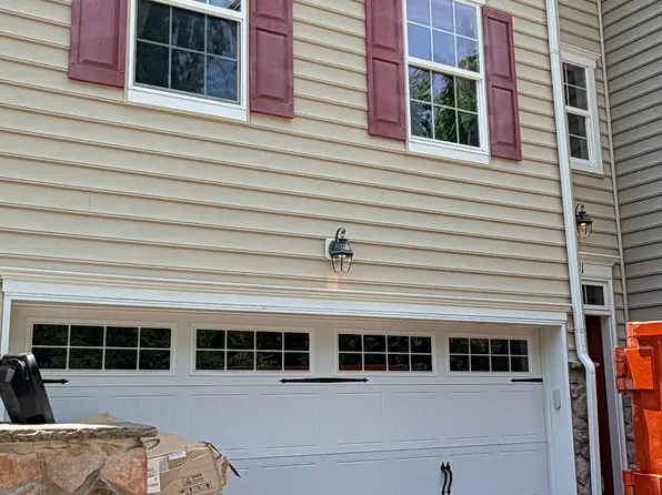 331 Latrobe Dr, Newark, DE 19702