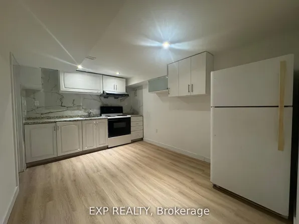 210 Church St #Basement, Georgina, ON L4P 1J8