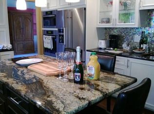 125 W Griffin Creek Rd NE, Carnation, WA 98014