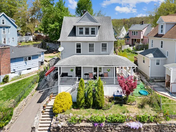 54 Lexington Avenue, Waterbury, CT 06710