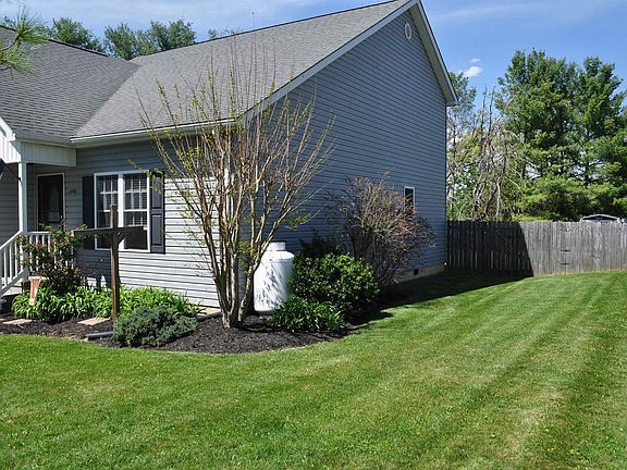4th image of 1781 Englewood Dr