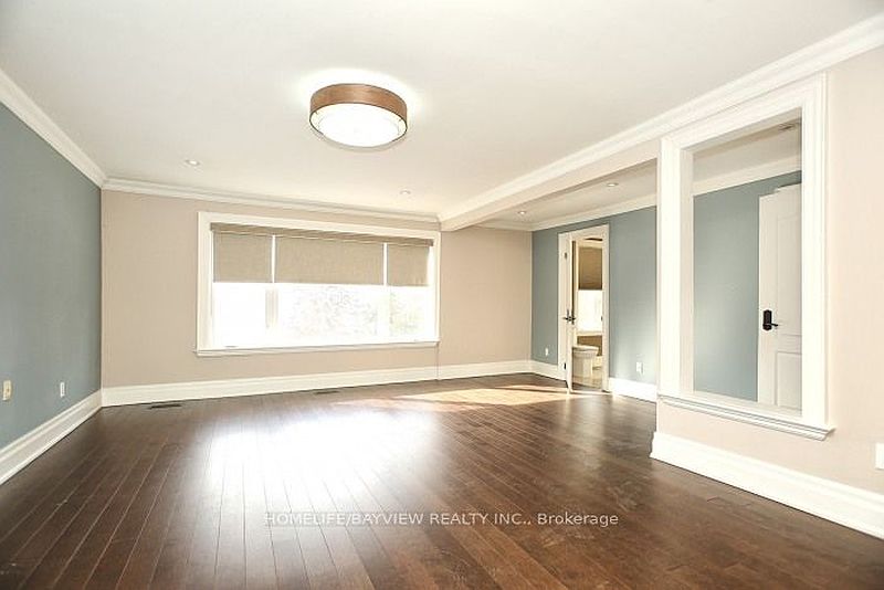 Toronto House for rent - 4 Bedrooms — photo 13